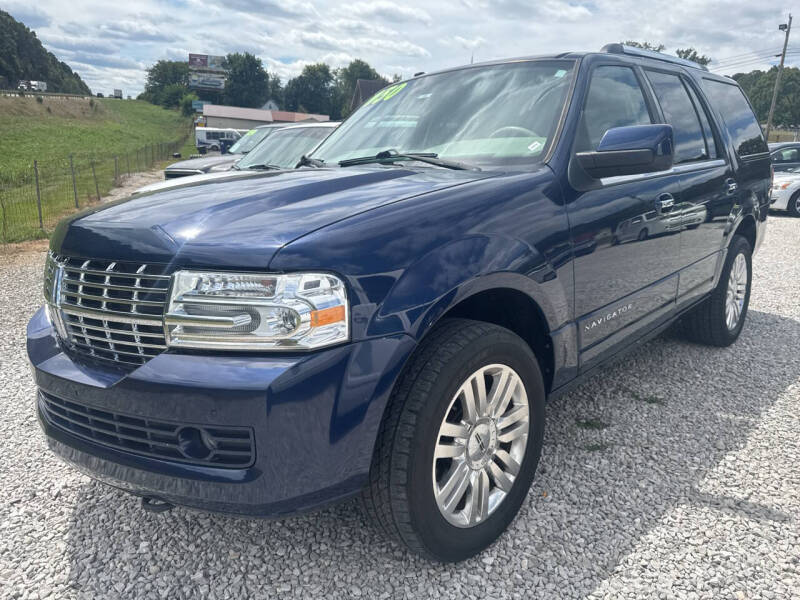 2011 Lincoln Navigator Base's photo