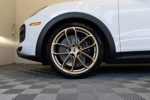 2022 Porsche Cayenne Turbo GT