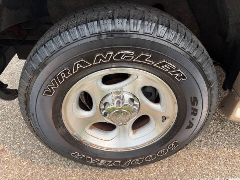 2001 Ford Explorer Eddie Bauer
