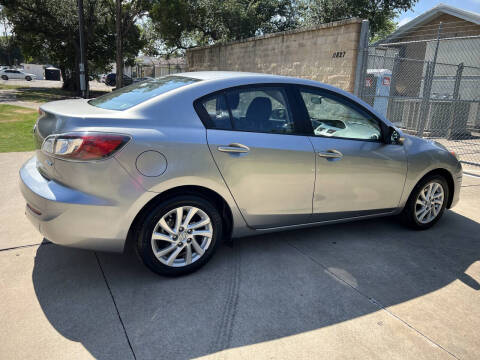 2012 Mazda MAZDA3 i Touring