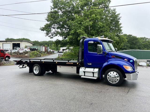 2024 Peterbilt 536