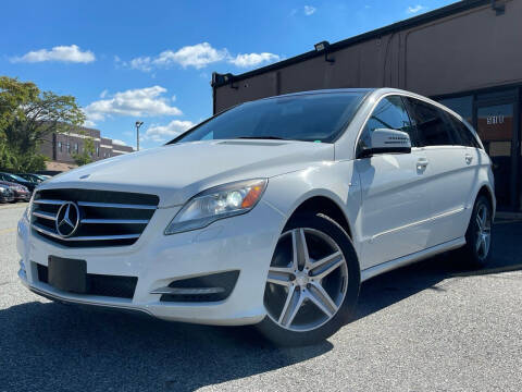 2012 Mercedes-Benz R-Class for sale at MAGIC AUTO SALES - Magic Auto Prestige in South Hackensack NJ