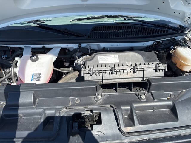 2023 Chevrolet Express 2500