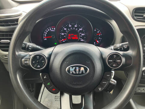 2015 Kia Soul +