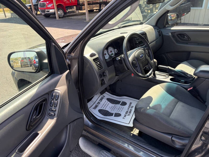 2006 Ford Escape XLS