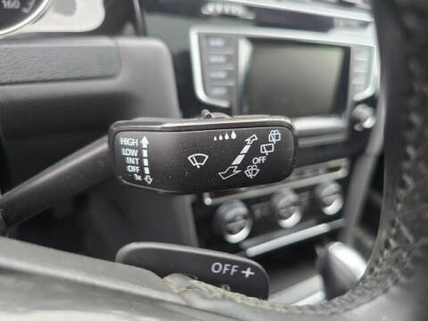 2015 Volkswagen Golf TSI SEL