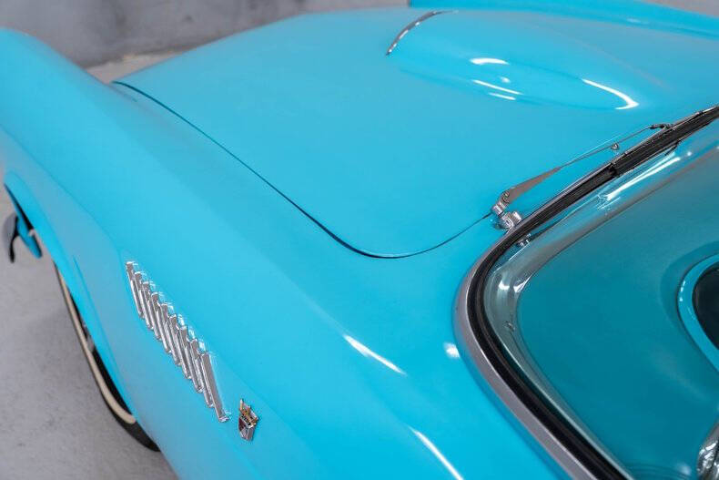 1956 Ford Thunderbird