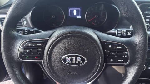 2016 Kia Optima LX