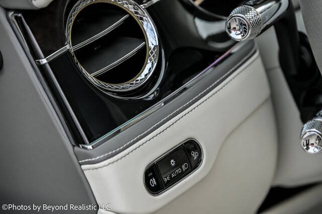 2021 Bentley Flying Spur V8