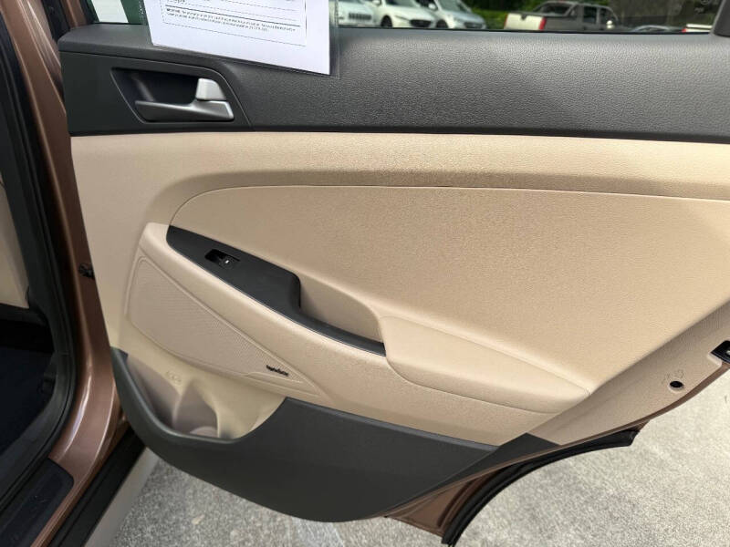 2017 Hyundai Tucson SE Plus