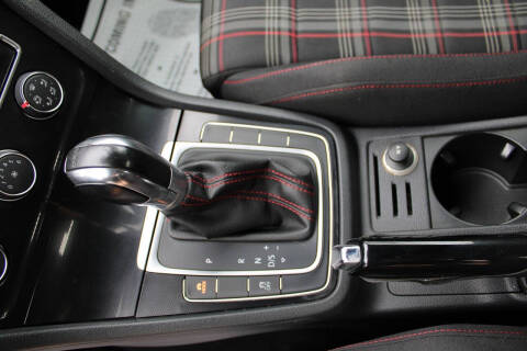 2015 Volkswagen Golf GTI S