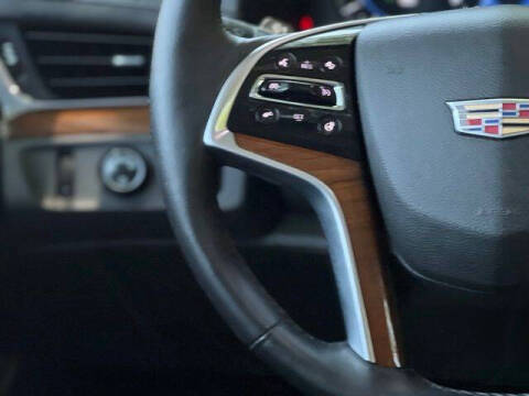 2017 Cadillac Escalade Luxury
