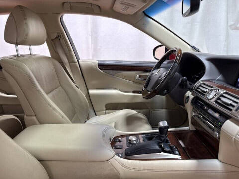 2014 Lexus LS 460