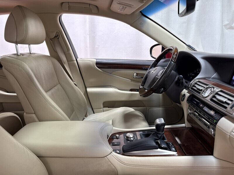 2014 Lexus LS 460