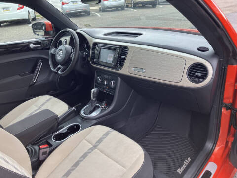 2018 Volkswagen Beetle 2.0T Coast