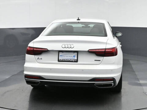 2022 Audi A4 quattro Premium 40 TFSI