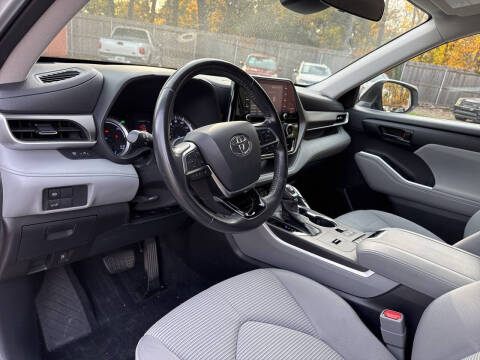 2021 Toyota Highlander Hybrid LE