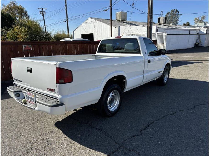 1999 GMC Sonoma