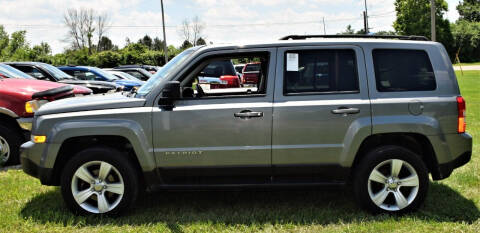 2013 Jeep Patriot for sale at PINNACLE ROAD AUTOMOTIVE LLC in Moraine OH