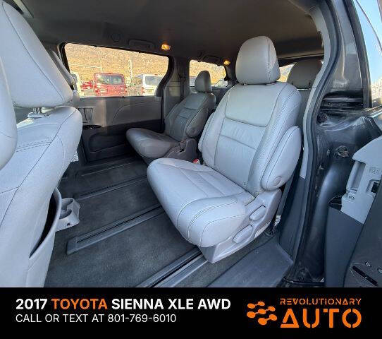 2017 Toyota Sienna XLE 7-Passenger