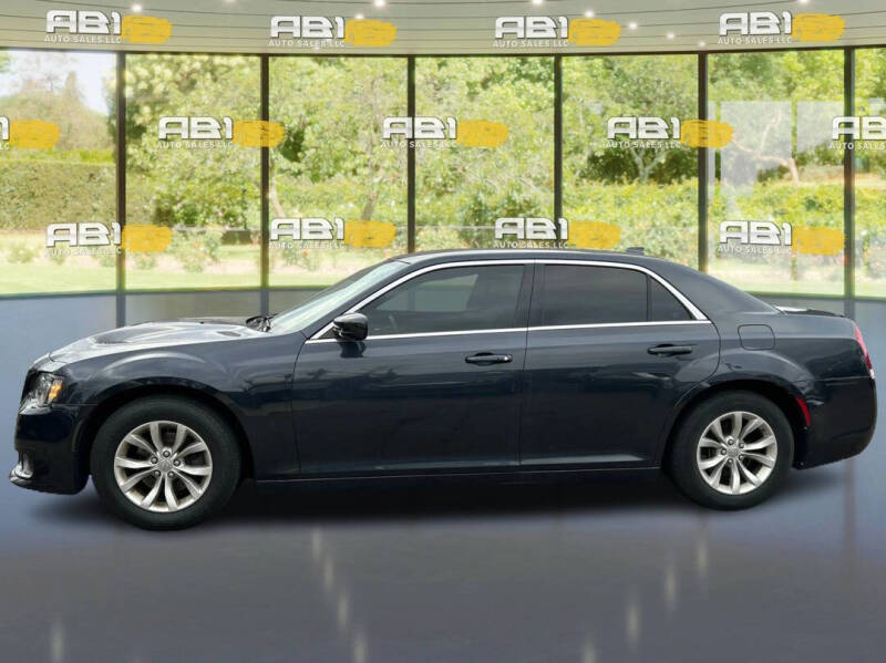 2018 Chrysler 300 Touring L