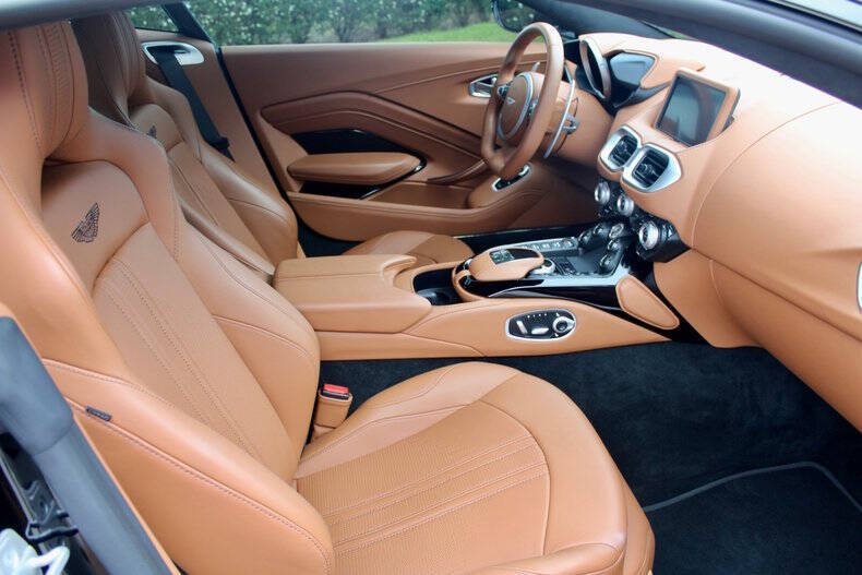 2023 Aston Martin Vantage