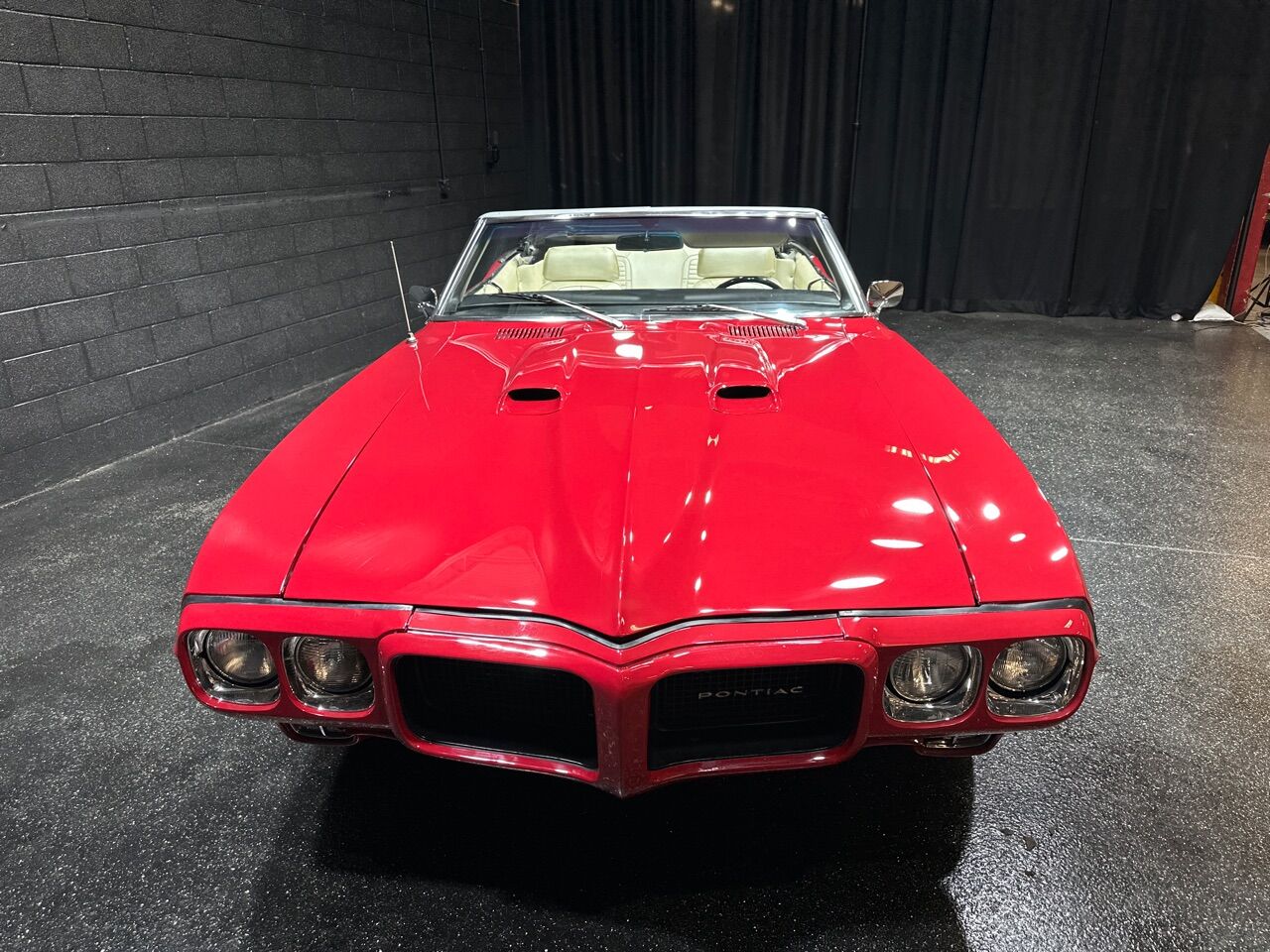 1969 Pontiac Firebird 22