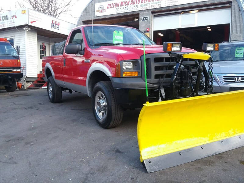 2005 Ford F-350 Super Duty for sale at Drive Deleon in Yonkers NY