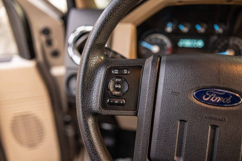 2011 Ford F-350 Super Duty XLT