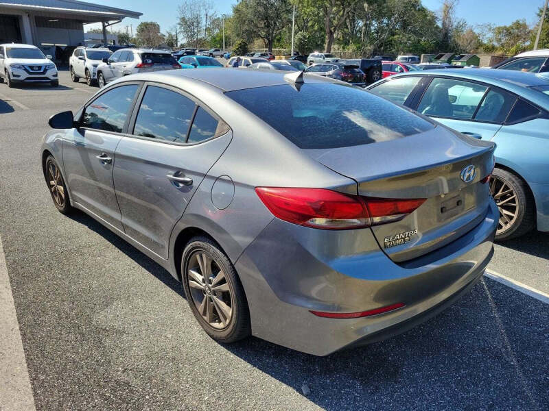 2018 Hyundai Elantra