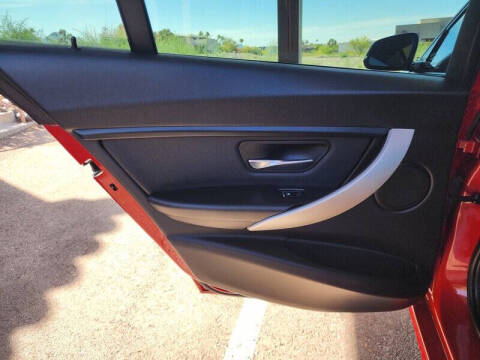 2018 BMW 3 Series 320i