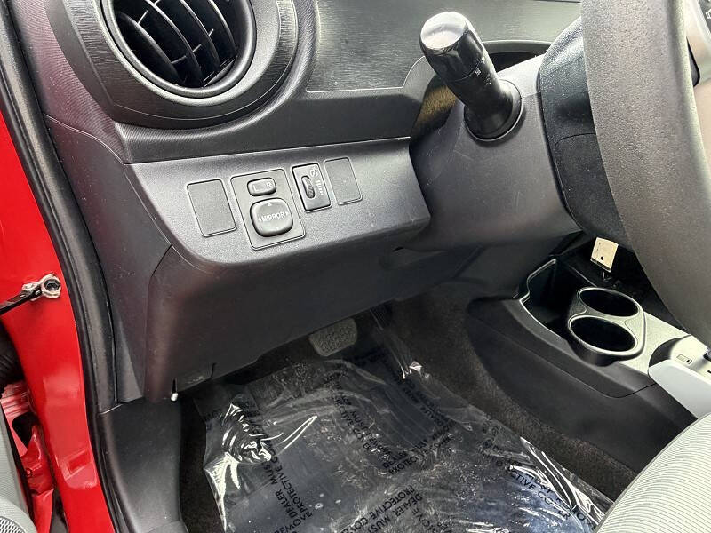 2013 Toyota Prius c Two