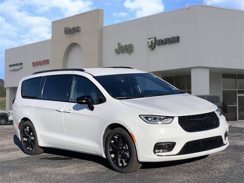 2024 Chrysler Pacifica for sale at Hayes Chrysler Dodge Jeep of Baldwin in Alto GA