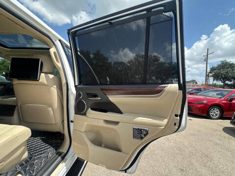 2016 Lexus LX 570