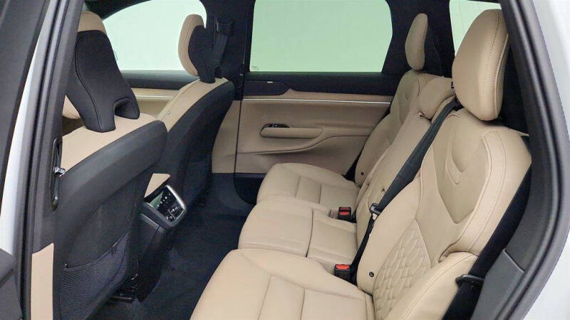 2025 Volvo EX90 Twin Plus 7P