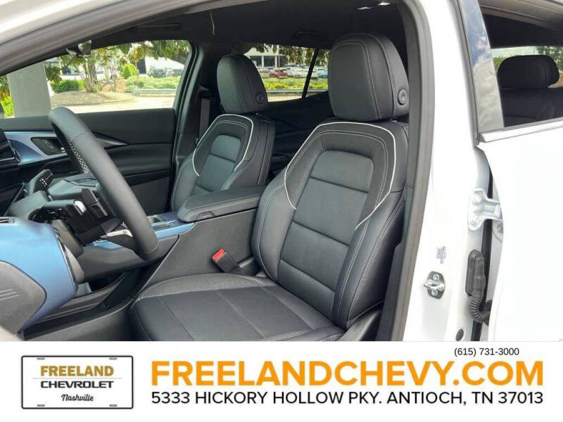 2025 Chevrolet Equinox EV LT 2