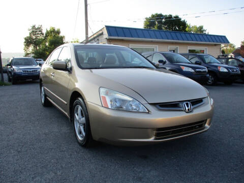 2005 Honda Accord for sale at Supermax Autos in Strasburg VA