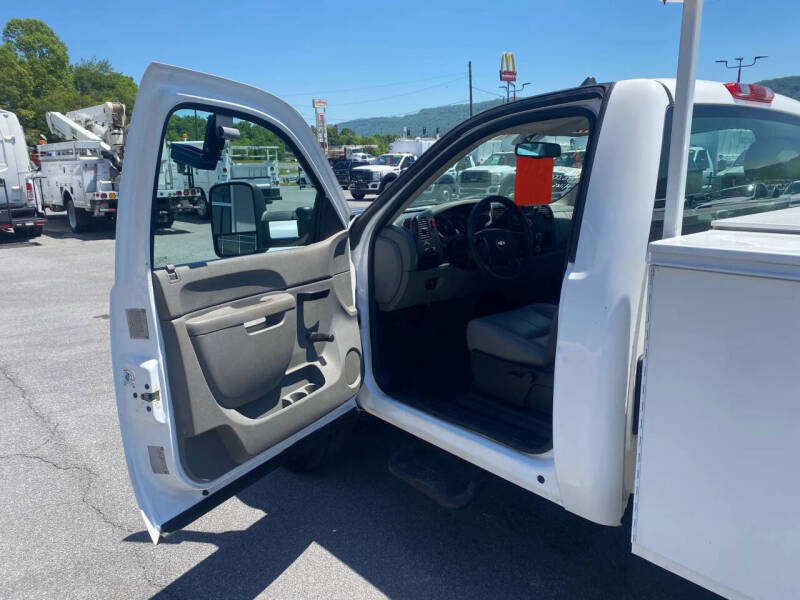 2014 Chevrolet Silverado 3500HD CC