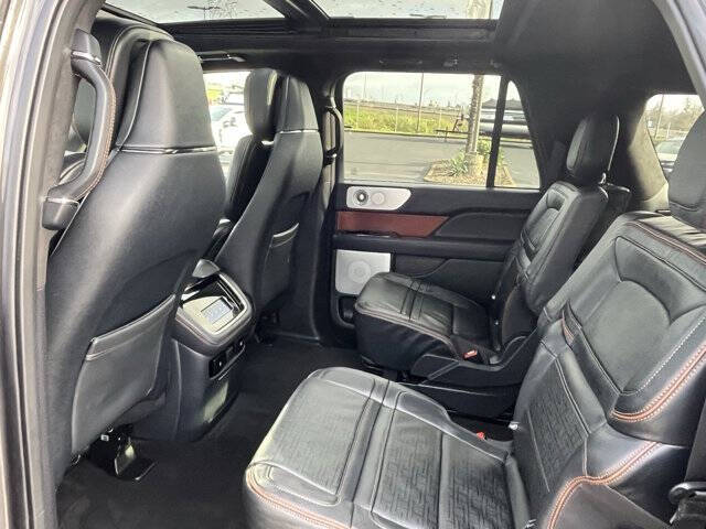 2024 Lincoln Navigator L Black Label