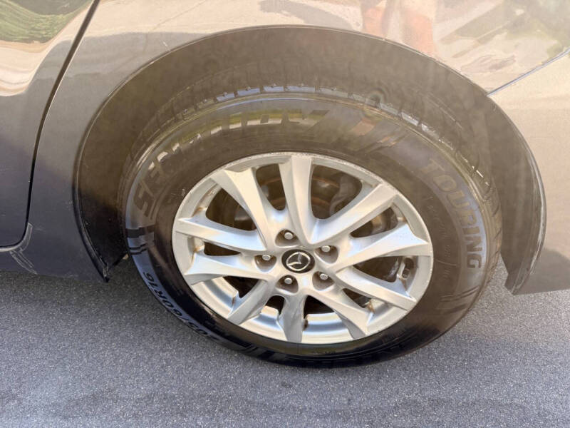 2016 Mazda MAZDA3 i Sport