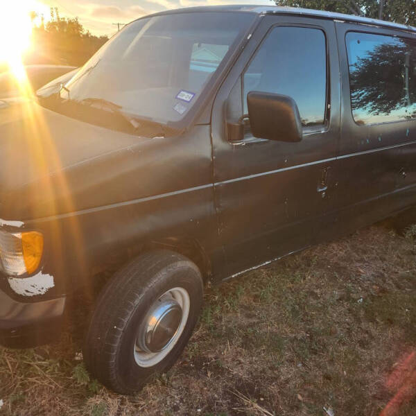 2000 Ford E-350 XL SD