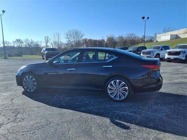 2023 Nissan Altima 2.5 SL