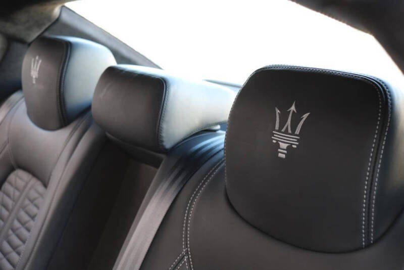2022 Maserati Quattroporte Modena