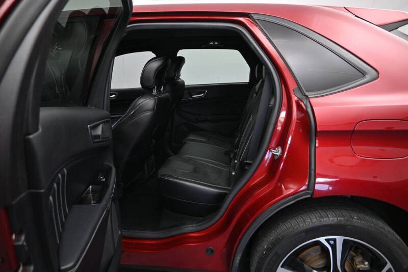 2019 Ford Edge ST