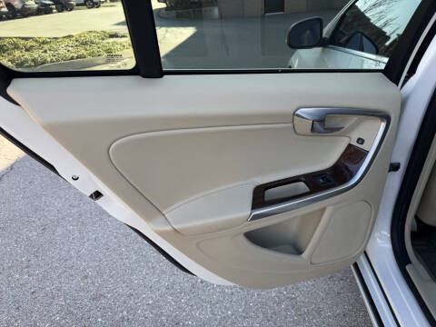 2013 Volvo S60 T5 Premier