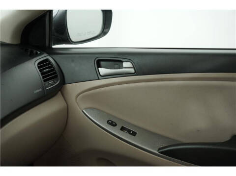 2017 Hyundai Accent Value Edition