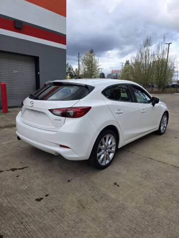 2017 Mazda MAZDA3 Touring