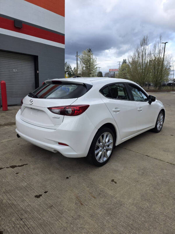 2017 Mazda MAZDA3 Touring