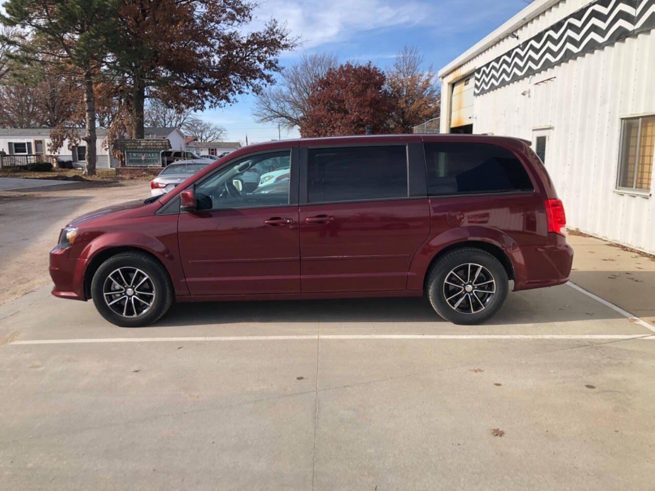 2017 Dodge Grand Caravan for sale at FARMER's AUTO SALES in Seward, NE