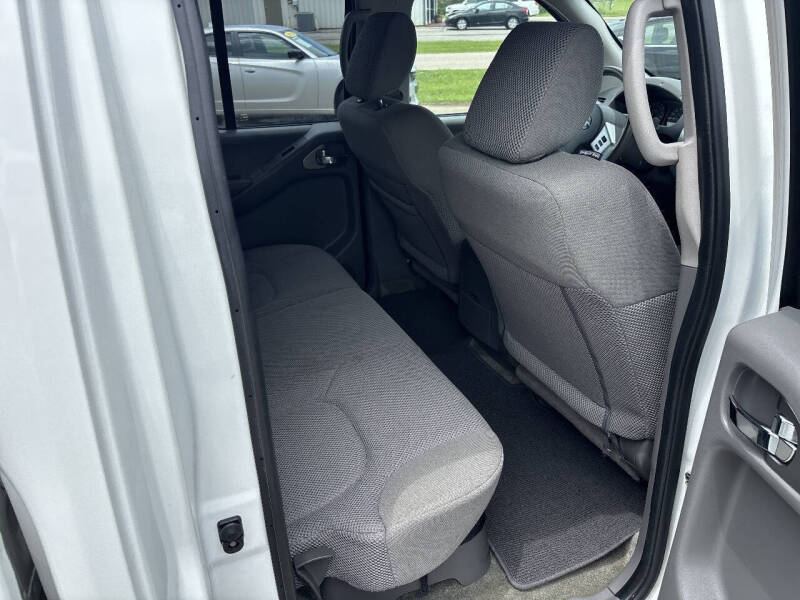 2017 Nissan Frontier SV